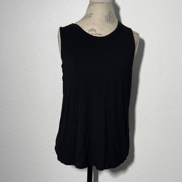 Halogen Classic Black Tank Top - Picture 1 of 5